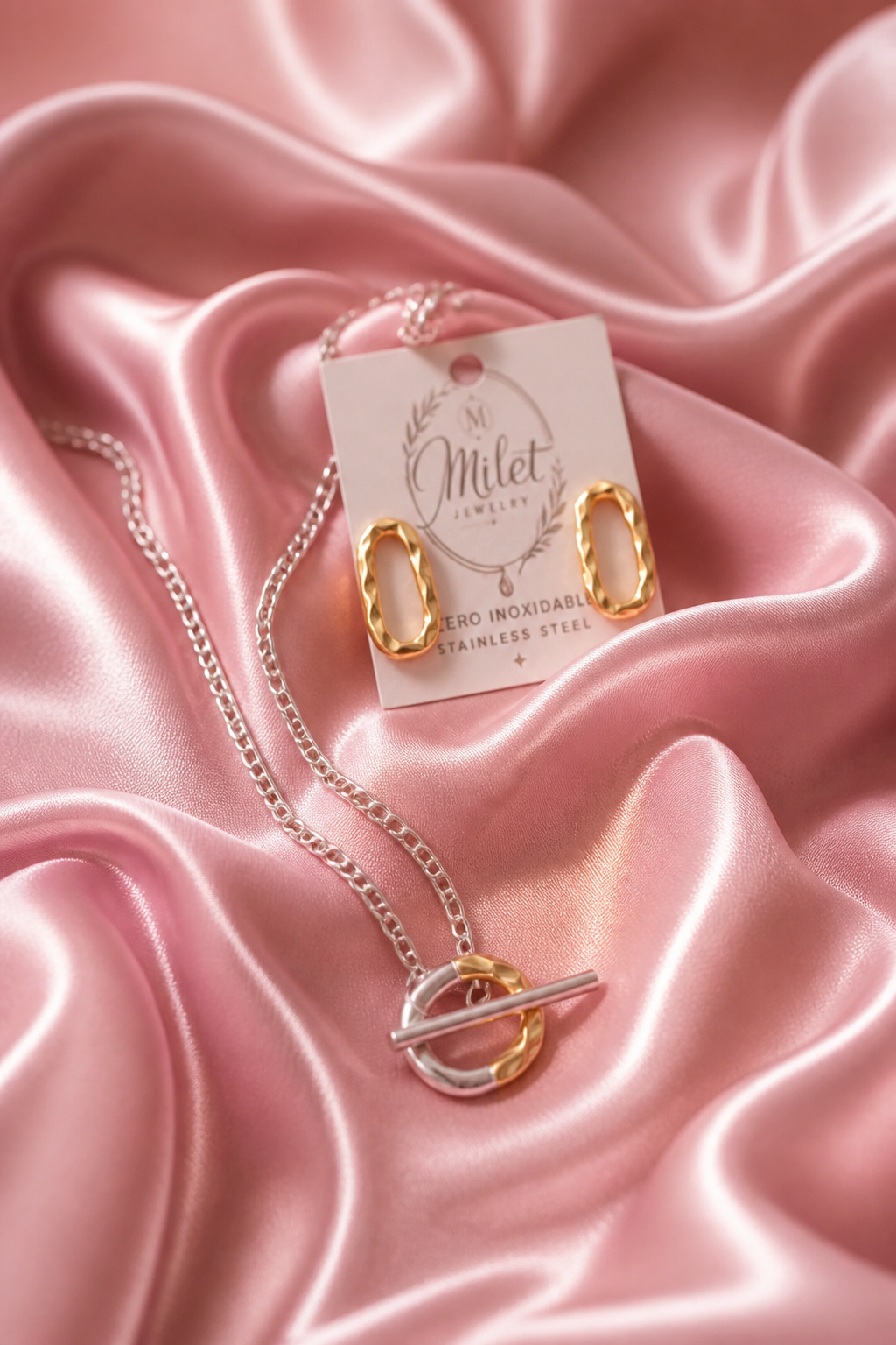 Aretes Ovalados Martillados Dorados